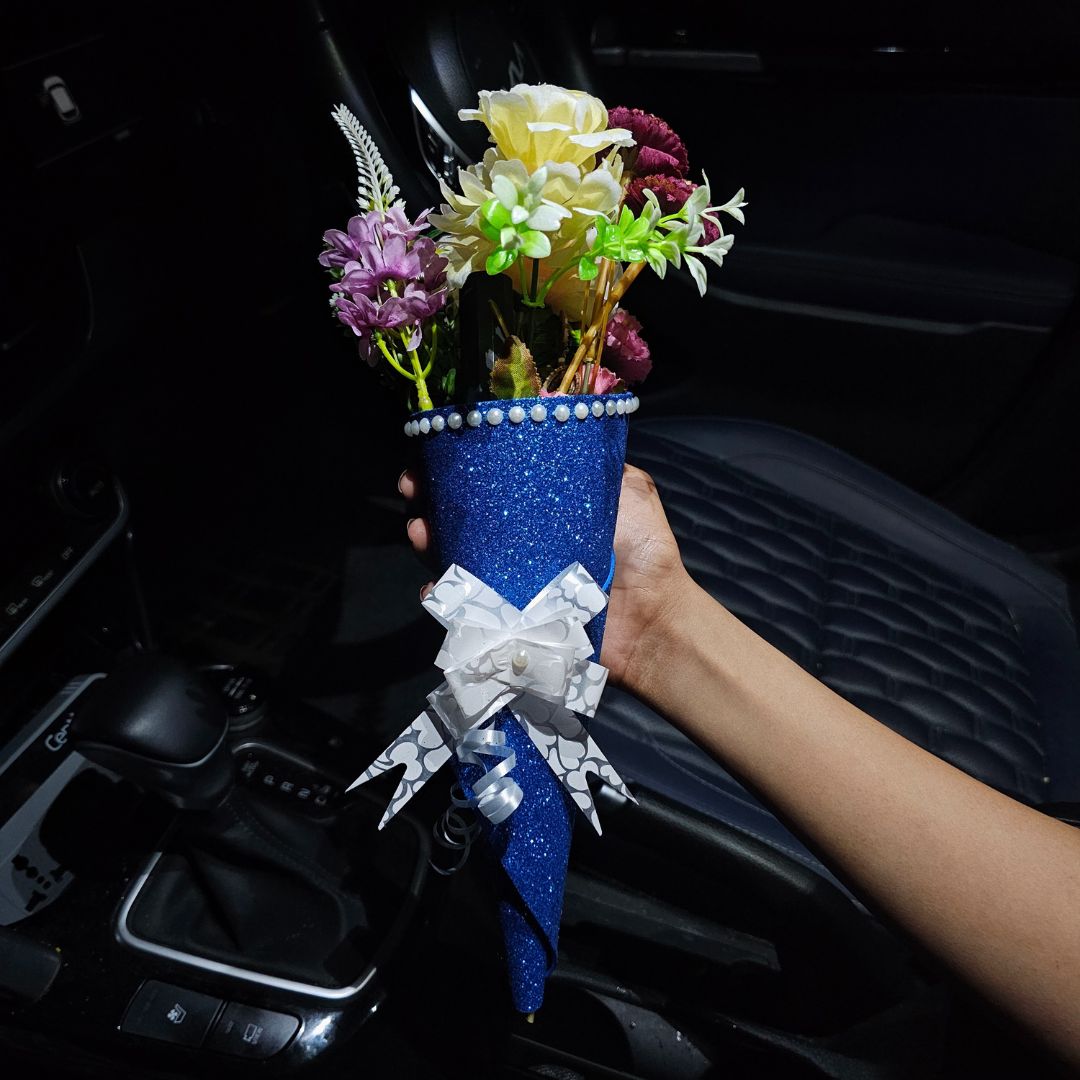 Lakme Lipstick Beautiful Flower Bouquet