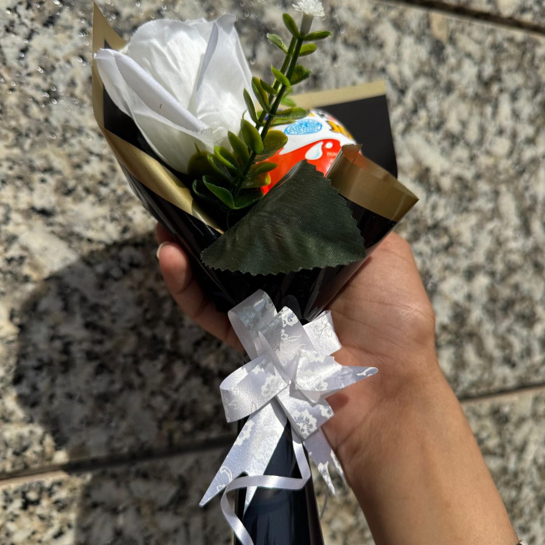 Harry Potter Kinderjoy Bouquet – Hogwarts Charm