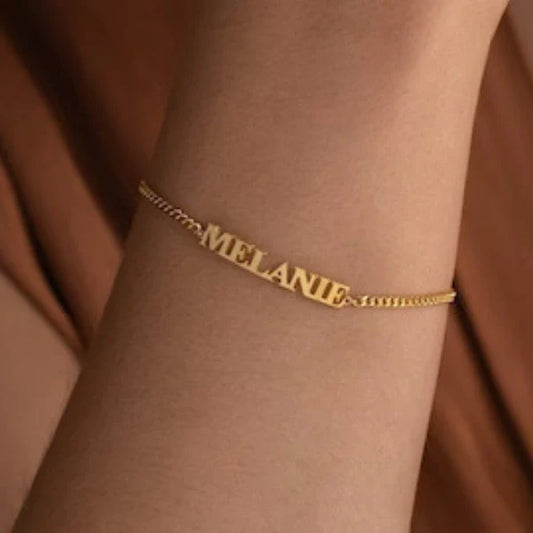 Custom Curb Chain Name Bracelet