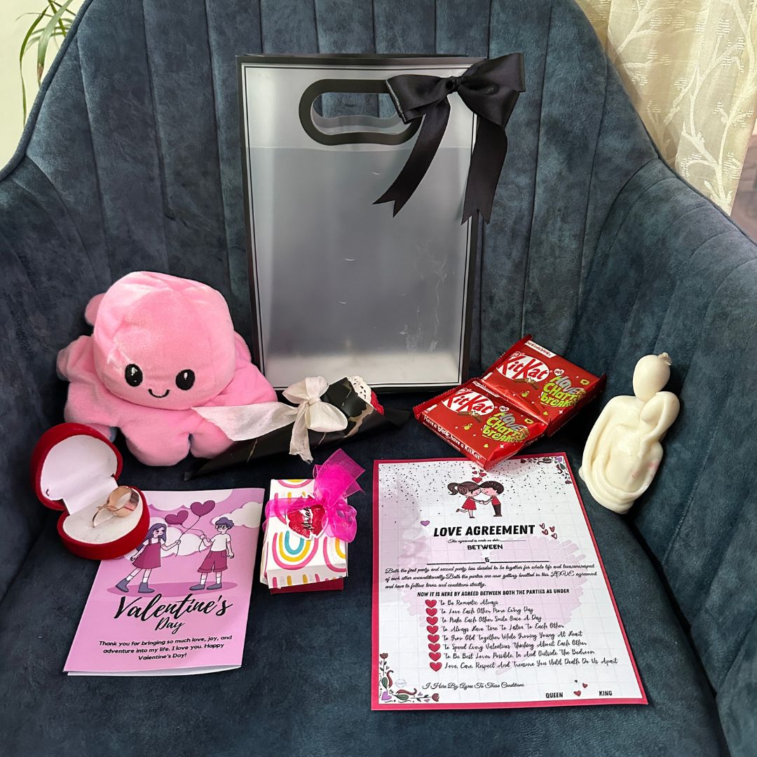 Carry Bag Hamper Valentine's Day Special