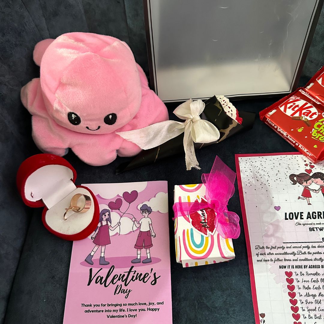 Carry Bag Hamper Valentine's Day Special