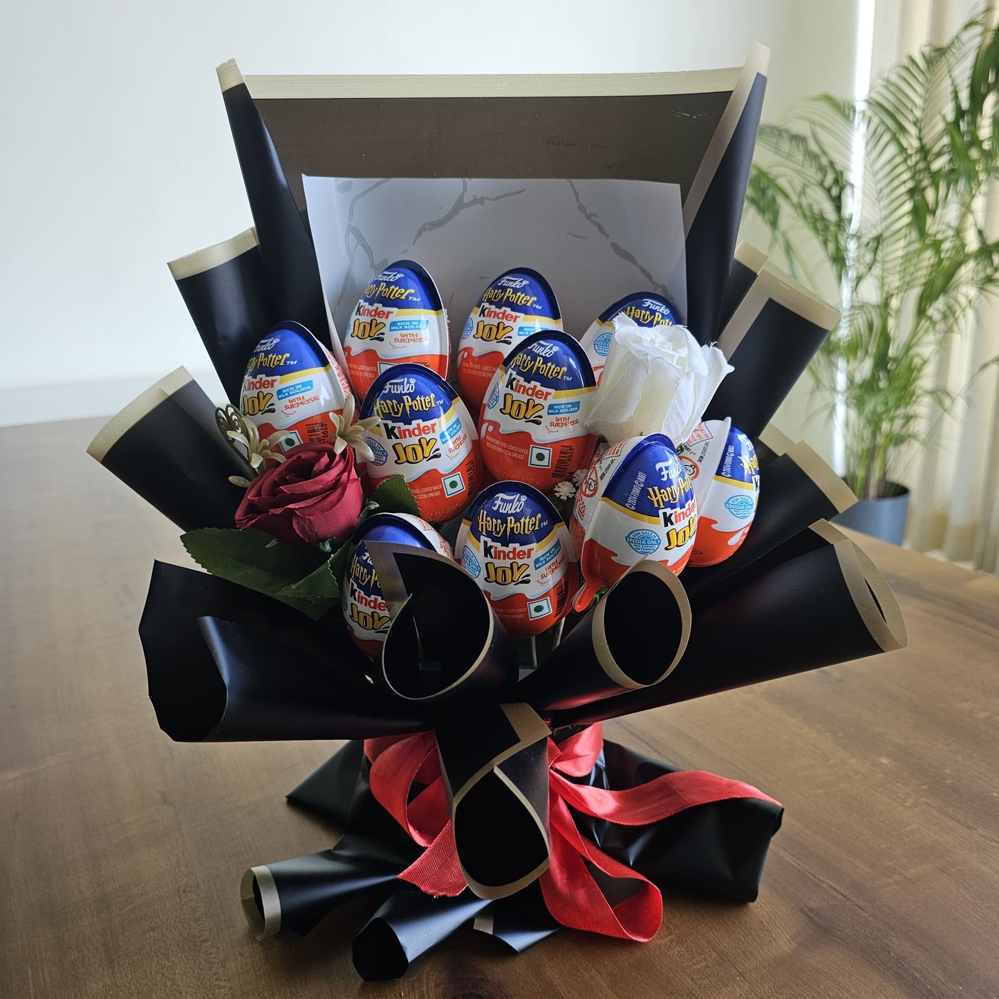 Harry Potter Collector’s KinderJoy Bouquet