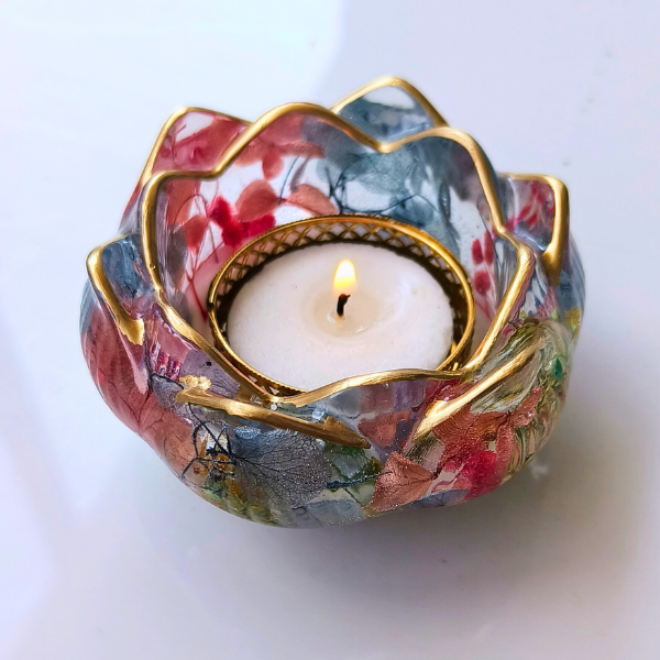 Resin Flower Tealight Holder With Real Flowers