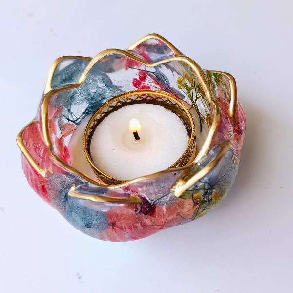 Resin Flower Tealight Holder With Real Flowers