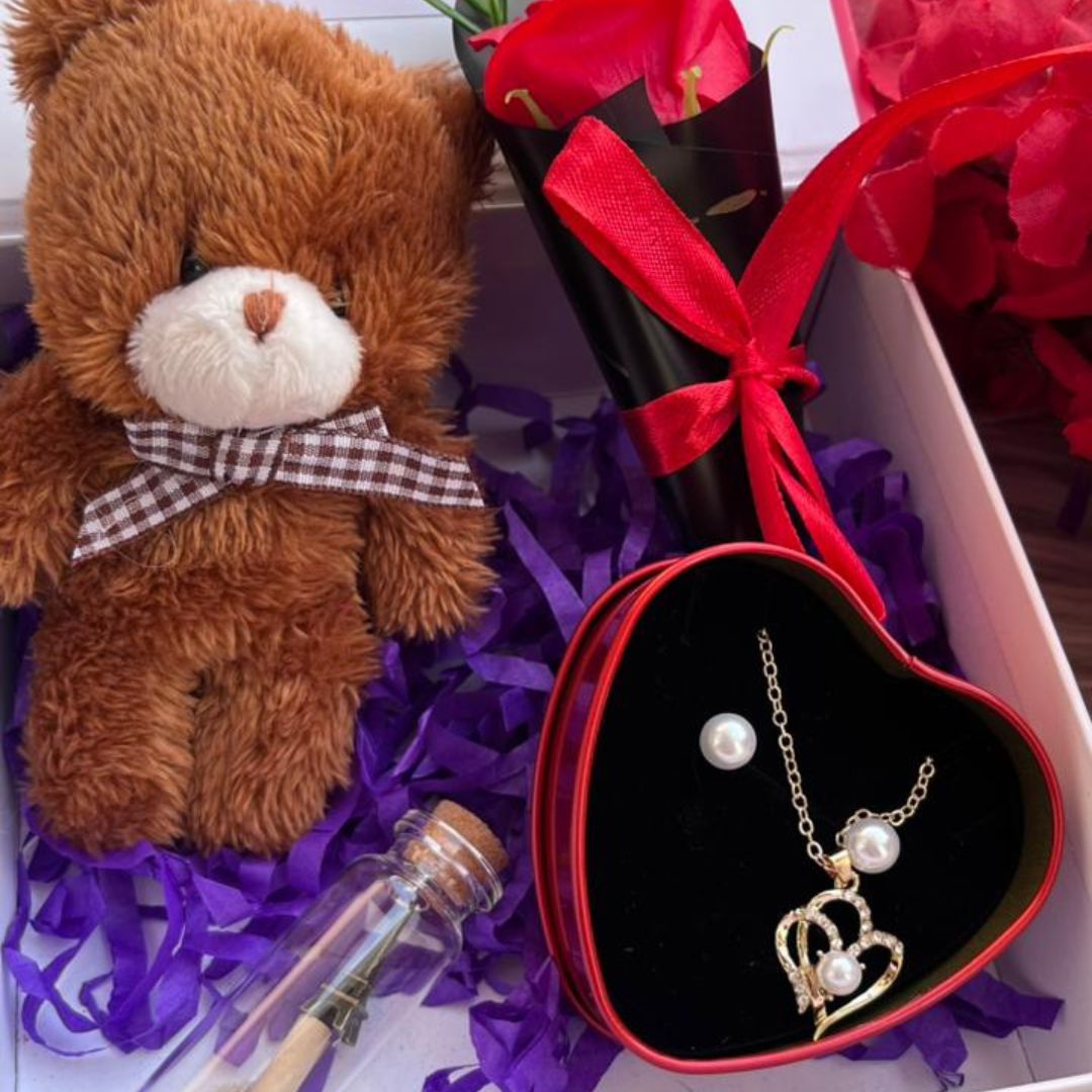 Valentine's Is In The Air Gift Hamper Box