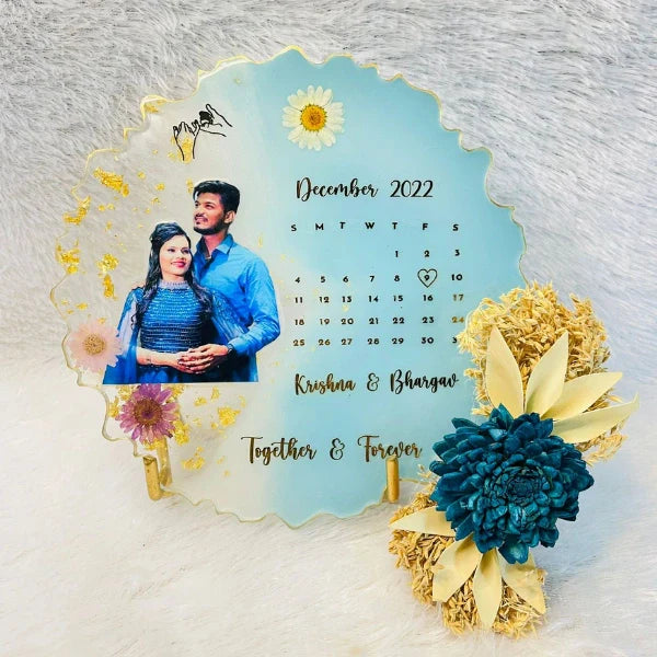Customized Resin Wedding Date Calendar – Wish Your Gifts